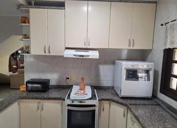 Imagem Sobrado com 3 dormitórios à venda, 214 m² por R$ 742.000,00 - Jardim Altos de Santana II - Jacareí/SP