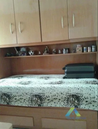 Imagem Lindo apartamento 2 dormitórios,1 vaga localização privilegiada próximo a comercio e transporte publico .