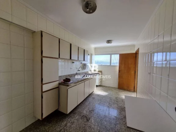 Imagem TOMBO- UMA QUADRA DA PRAIA COM VISTINHA MAR , LOCAÇIZAÇÃO PRIVILEGIADA , GARAGEM DEMARCADA NO PRÉDIO.