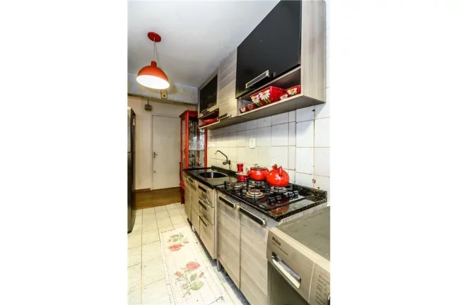 Imagem VIDS 208 Apto 612481063-5 - Apartamento à venda no bairro Vila Ipiranga - Porto Alegre/RS