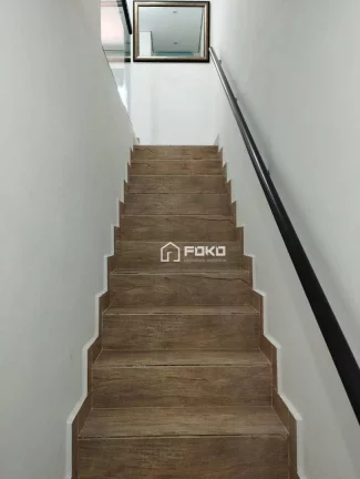 Imagem Sobrado à venda, 118 m² por R$ 395.000,00 - Chácaras Ceres - Suzano/SP