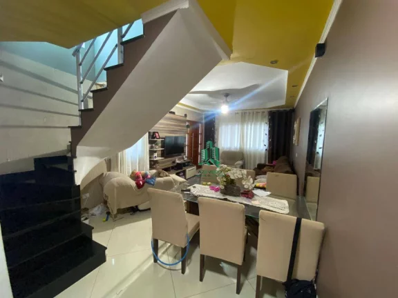Imagem Sobrado com 3 dormitórios à venda, 200 m² por R$ 890.000,00 - Parque Flamengo - Guarulhos/SP