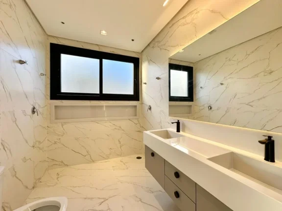 Imagem Casa em Condominio 4 Dormitórios - Bairro --