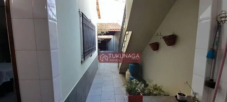 Imagem Sobrado com 3 quartos à venda, 192 m² por R$ 590.000 - Vila Galvão - Guarulhos/SP