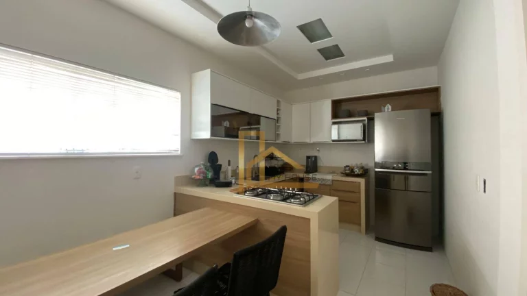 Imagem Casa com 4 suítes em condomínio no Quebra Frascos - Teresópolis-RJ