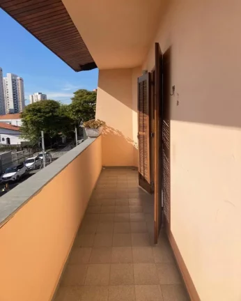 Imagem Sobrado isolado 4 Dorm. (2 suítes) 6 Vagas + Edícula