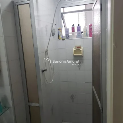 Imagem Este imóvel conta com dois dormitórios, dois banheiros, sala de estar integrada à sala de jantar,...
