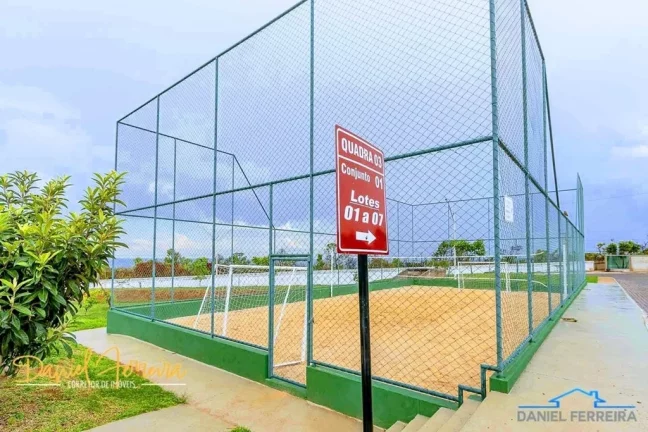 Imagem Terreno plano com 600 m² à venda no condomínio Parque do Mirante.