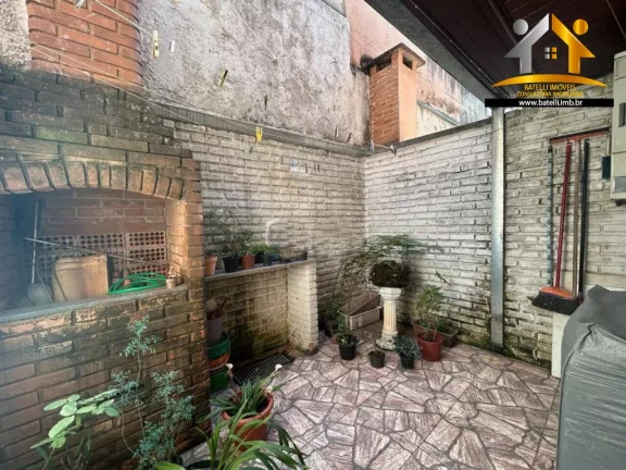 Imagem Casa a venda no condomínio Vila de Espanha na Granja Viana - Batelli Imóveis