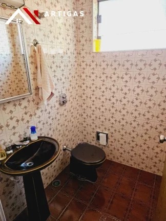Imagem Oportunidade imperdível: Casa com 3 quartos e 2 vagas de garagem na Vila Palmares, Santo André-SP!