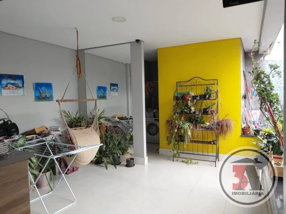 Imagem Casa 220m2 c/ área Gourmet e Piscina