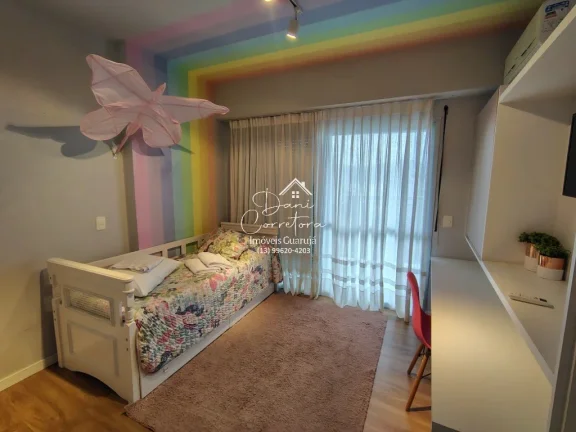 Imagem Apartamento atualizado e reformado com vista para o mar e lazer, 3 quartos com suíte e 2 vagas na Pitangueiras, Guarujá-SP - 165m² de área.
