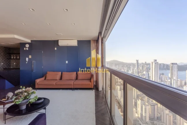 Imagem Descubra o Paraíso Urbano no Edifício Ocean Breeze: Luxo Exclusivo em Balneário Camboriú!
Imagin...