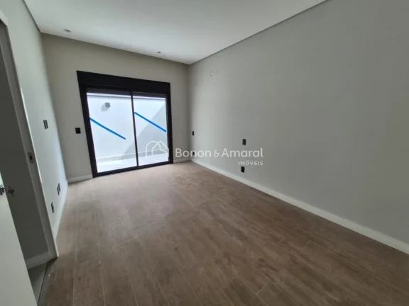 Imagem Esta casa incrível em fase final de obra conta com 3 suítes, oferecendo conforto e privacidade par...