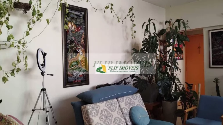 Imagem More em um apartamento de 60 metros quadrados com 1 quarto no miolo do Cambuí - Campinas - SP
