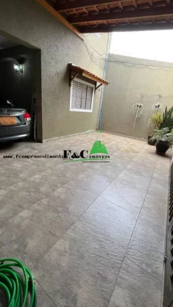 Imagem Sobrado para Venda em Limeira, JARDIM SÃO LOURENÇO, 3 dormitórios, 1 suíte, 1 banheiro, 2 vagas