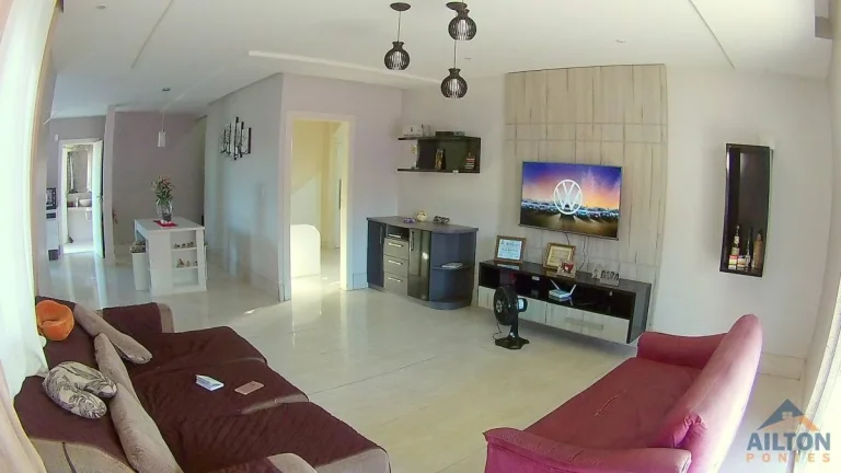 Imagem Casa Duplex com 3 Suítes à Venda em Praia de Santa Mônica - Guarapari/ES