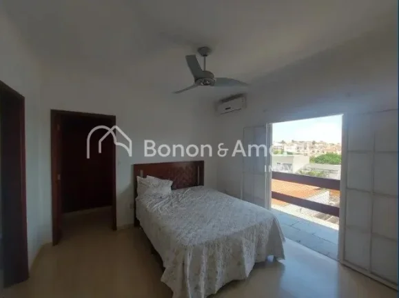 Imagem Excelente sobrado à venda no Bairro Jardim Chapadão, repleto de armários. A casa conta com três ...