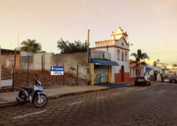 Imagem Excelente Terreno a venda no centro de Tatuí !!!