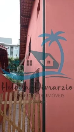 Imagem Sobrado com 98m² a venda na Barra da Lagoa em Ubatuba, 2 dormitórios, 3 banheiros, 3 vagas de garagens.