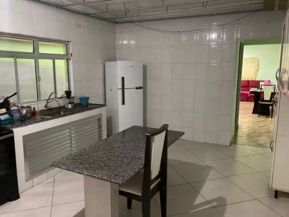 Imagem Sobrado com 4 dormitórios à venda, 180 m² por R$ 480.000 - Vila Júlia - Poá/SP
