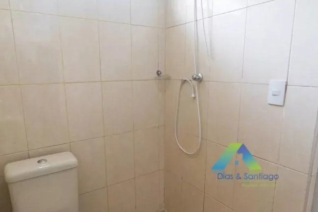 Imagem CASA TÉRREA COM 3 DORMITÓRIOS E 4 VAGAS EM VILA SANTA CATARINA/SP!