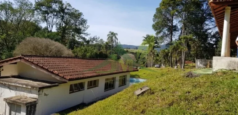 Imagem Sítio Encantador à Venda em Piracaia - Perímetro Urbano