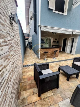 Imagem Casa Sobrado 4 dormitórios ( 4 suítes), 3 vagas, Jd Das Indústrias Sjc.