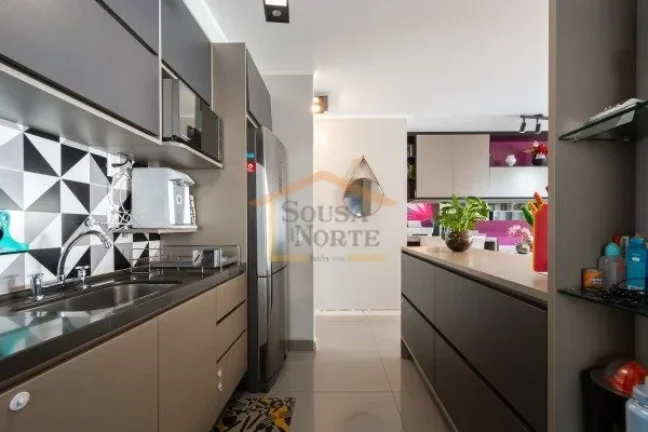 Imagem Apartamento à venda, com 88m², 2 dormitórios, sendo 1 suite, 2 banheiros, possui cozinha integrad...