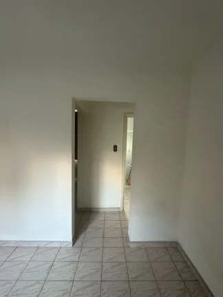 Imagem Apartamento à venda na Guilhermina, Praia Grande-SP: 1 quarto, 1 sala, 1 banheiro, 1 vaga de garagem, 36m² de área. Venha conferir!