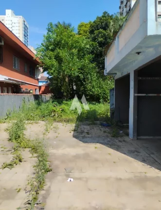 Imagem Loja comercial, excelente localização, amplo espaço com área total de 550,00m² para locação
