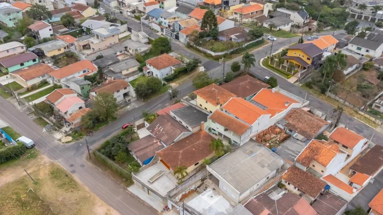 Imagem Terreno de esquina em Santa Felicidade