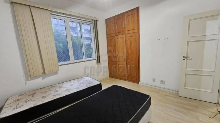 Imagem Copacabana - Residencial › Apartamento com 3 quarto(s) a Venda
