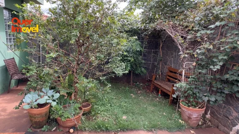 Imagem Casa à Venda em Ribeirão Preto-SP, Jardim Sumaré: 4 Quartos, 2 Suítes, 2 Salas, 4 Banheiros, 4 Vagas, 290m². Encontre seu novo lar!