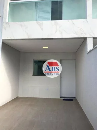 Imagem Sobrado com 2 dormitórios à venda, 71 m² por R$ 400.000,00 - Caiçara - Praia Grande/SP