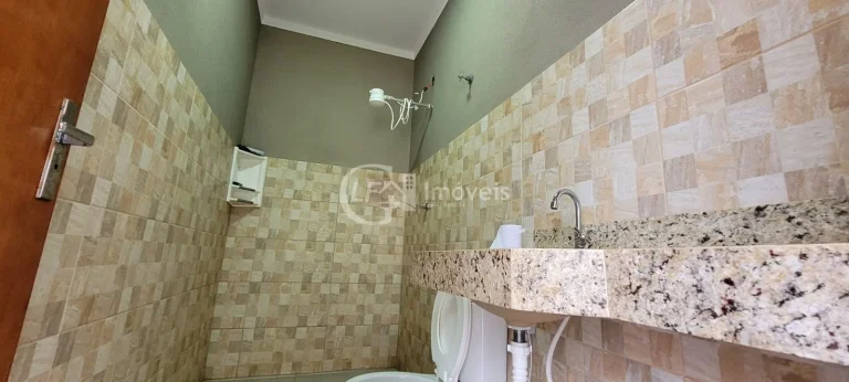 Imagem Imperdível oportunidade de casa comercial à venda em Campo Grande-MS, Residencial Carajás: 1 quarto, 1 sala, 2 banheiros, 1 vaga, 100m²!