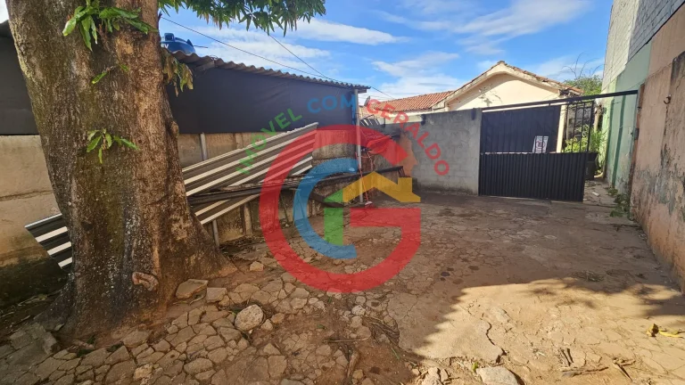 Imagem Casa com cômodo comercial - Coimbra