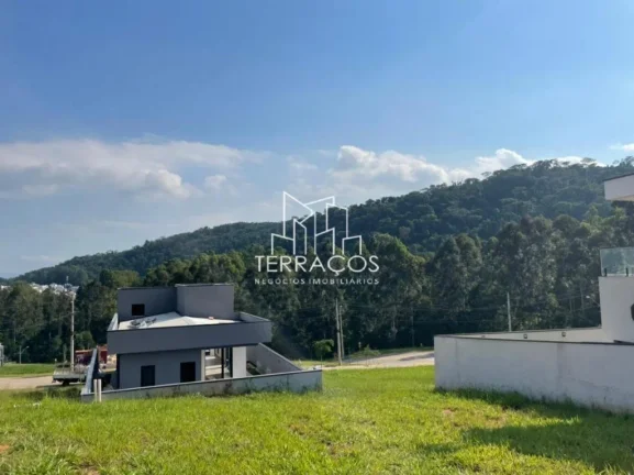 Imagem TERRENO COM 404 M² NO CONDOMÍNIO FECHADO IBI ARAM 2 EM ITUPEVA SP, VISTA PARA A SERRA DO JAPI