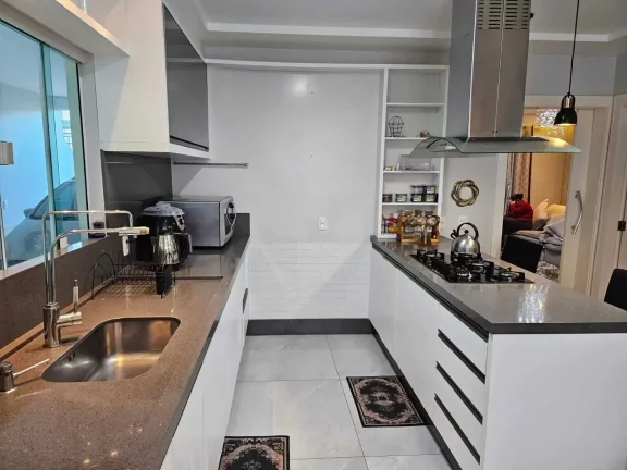 Imagem Terreno com 350 m² já com 2 Casas em processo de Condomínio no bairro Ariribá.