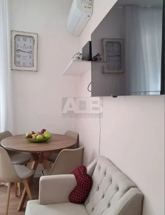 Imagem Apartamento À venda no Leblon, 1 quarto, sala, 46m2, Bartolomeu Mitre.