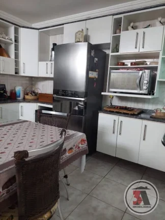 Imagem Sobrado 340m2 na Av. Rio Madeira