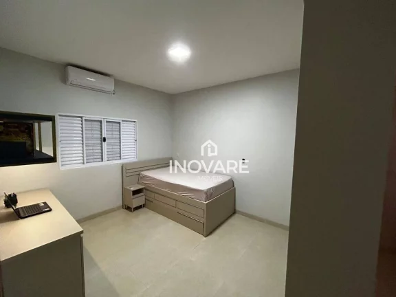 Imagem Casa com piscina com 3 dormitórios à venda, 200 m² por R$ 780.000 - Ferreira da Costa - Itumbiara/GO
