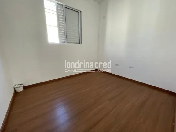 Imagem Apartamento no Terra de Santa Cruz II em Ibiporã, 2 dormitórios, sacada com churrasqueira, 45m², 1 vaga, lazer completo e portaria 24h.