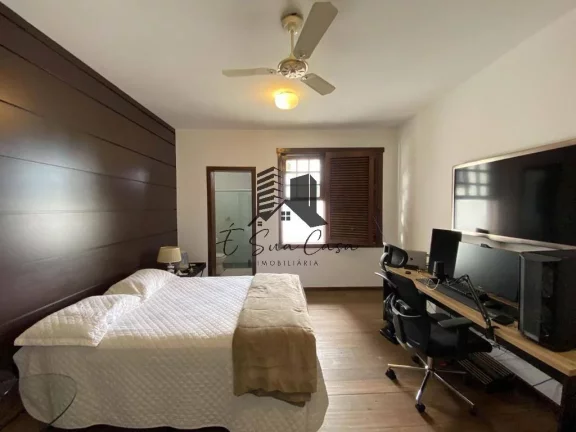 Imagem Casa de 5 Quartos no Bairro Bandeirantes