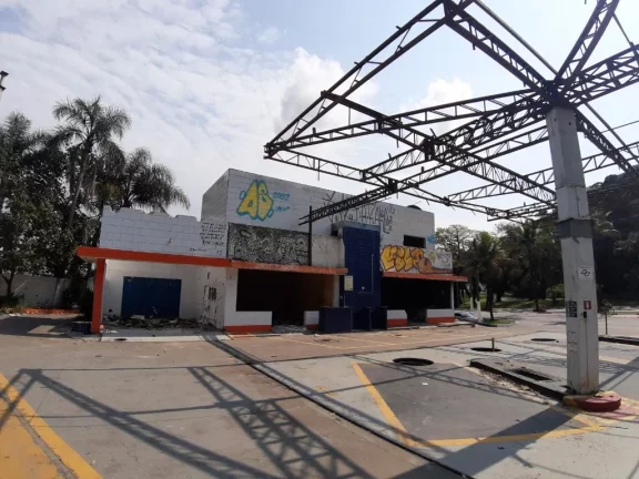 Imagem POSTO DE COMBUSTÍVEL NA AV ADEMAR DE BARROS COM AV. SANTOS DUMONT - GUARUJÁ