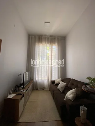 Imagem Ótima casa na Zona Oeste com 3 dormitórios, suíte, 2 vagas de garagem, 77m² construídos e terreno de 184m² em localização em crescimento.