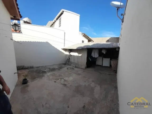 Imagem CASA COM 1 DORMITÓRIO À VENDA, 70 M² POR R$ 375.000,00 - VILA ARENS - JUNDIAÍ/SP