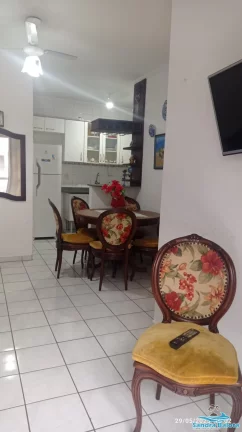 Imagem Apartamento com 2 dormitórios à 100 metros da Praia Grande