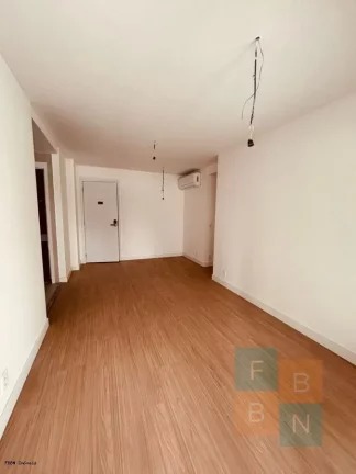 Imagem Apartamento para Venda em Rio de Janeiro / RJ no bairro Barra da Tijuca