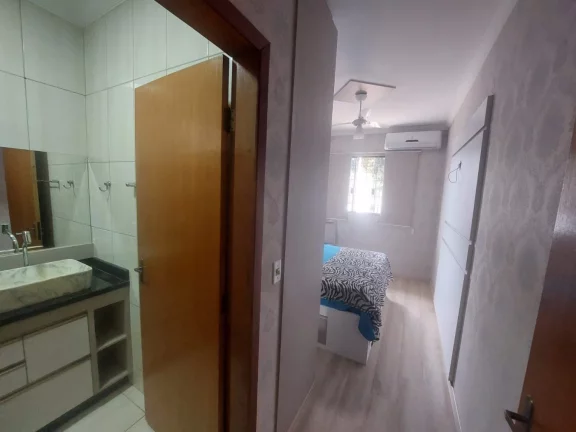 Imagem Casa Usada para Venda, Ouro Verde I, 3 dormitórios, 1 suíte, 2 banheiros, 1 vaga